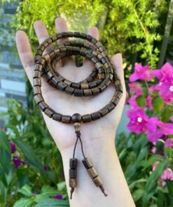 Alternative view of TẠI SAO NHẤT ĐỊNH LÀ CHUỖI TRẦM HƯƠNG 108 HẠT